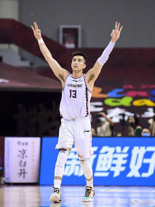 香港男篮力挽狂澜，绝杀绝胜
