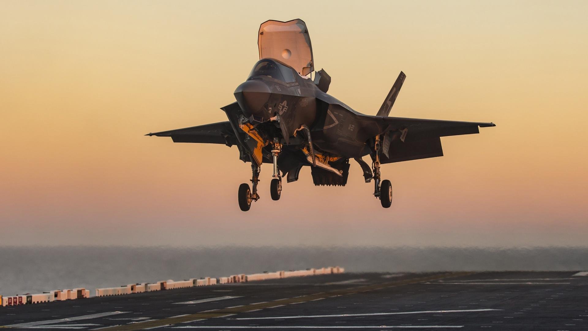 巨鲸沉没，小鲨浮出，足球的版图正在地震式漂移