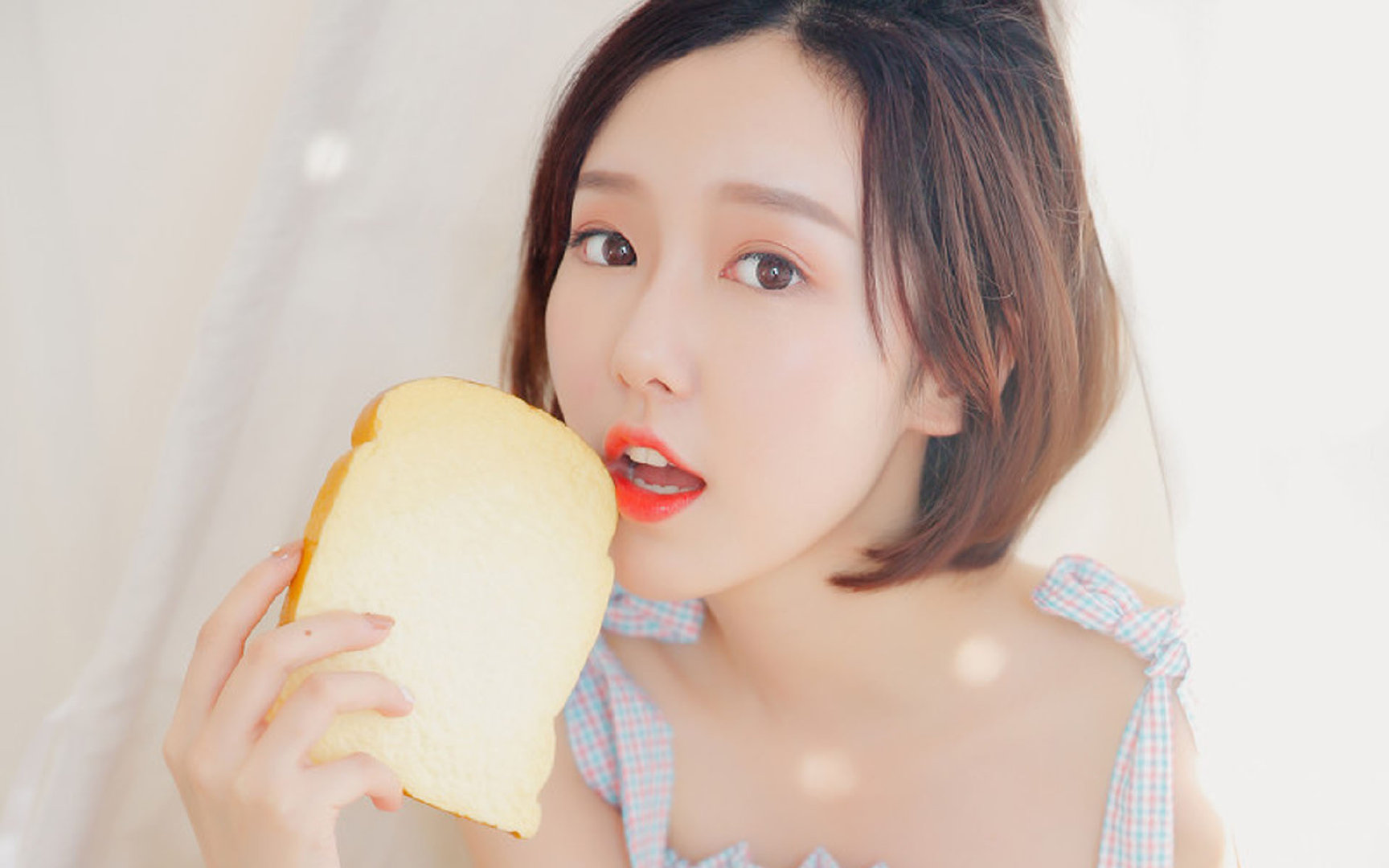 速度的哲学与力量的宣言，F1巴林轰鸣与湖人铁壁的隔空对话