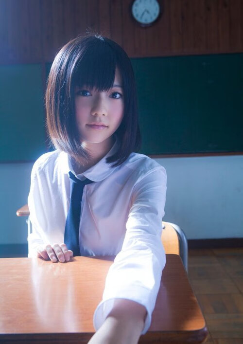 孙兴慜点燃赛场，荷兰强势拿下埃及