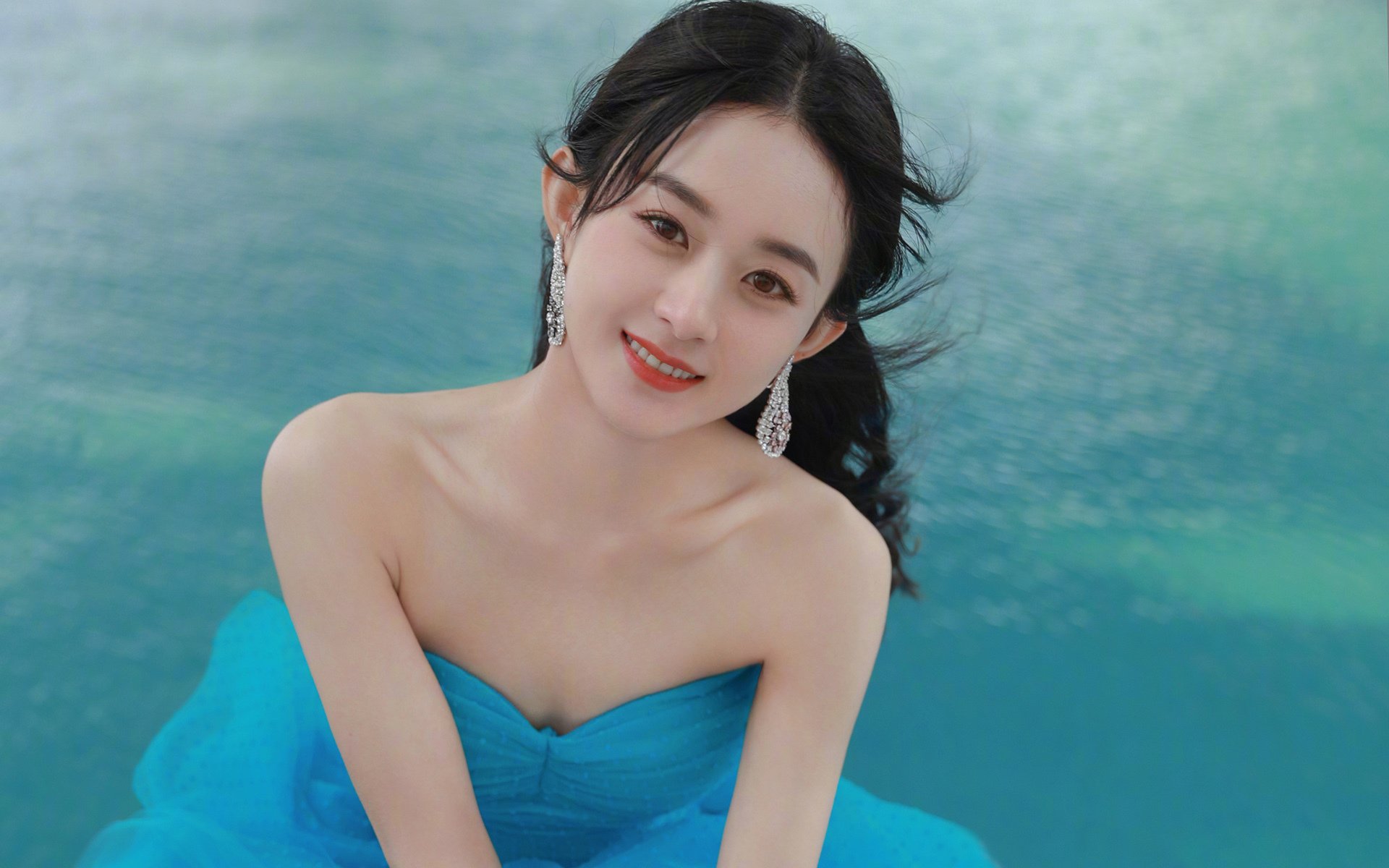 速度与力量的碰撞，当F1引擎轰鸣遇上篮球神话，人类极限如何被重新定义