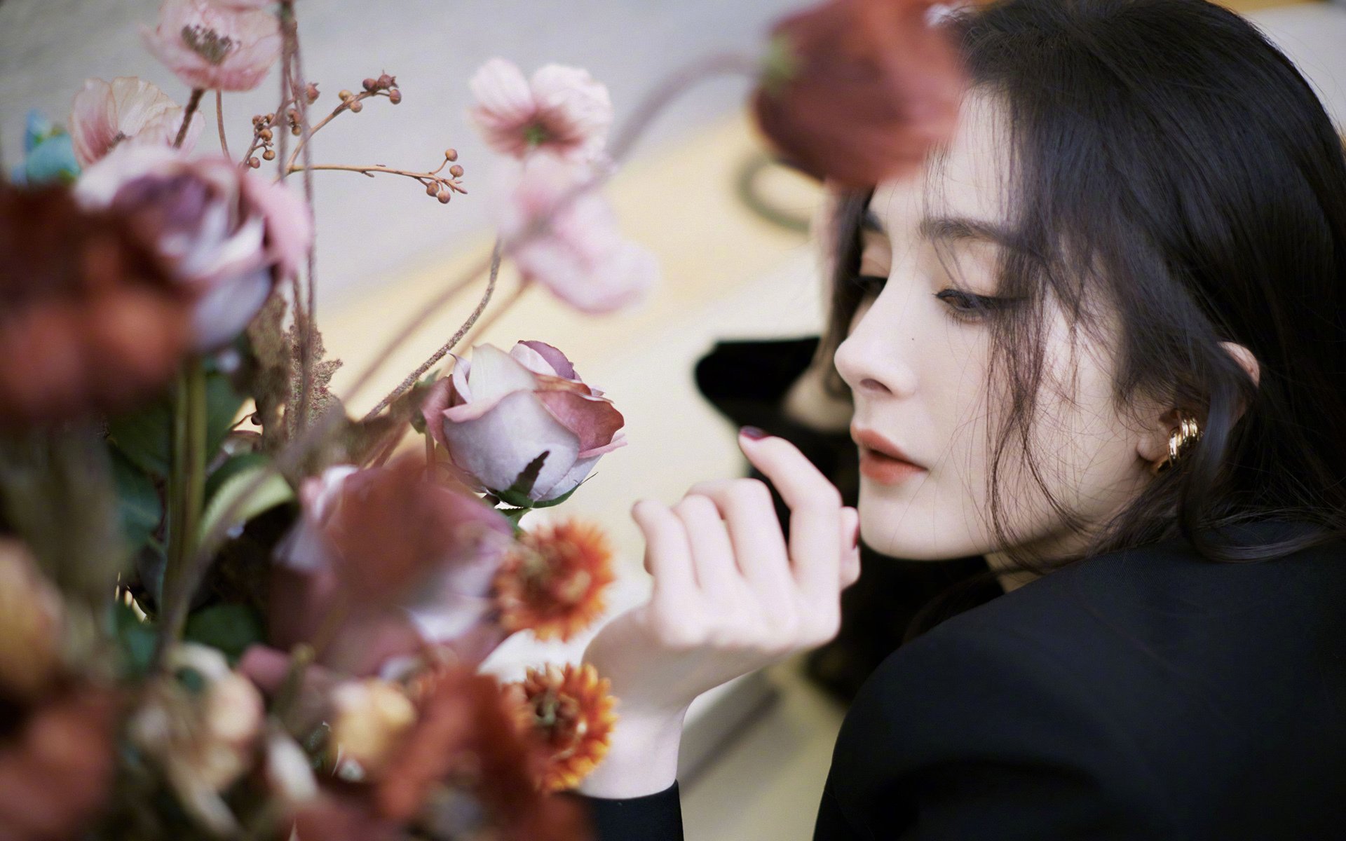 浙江队单节爆发拉开步行者，乔治持续杀伤难救主